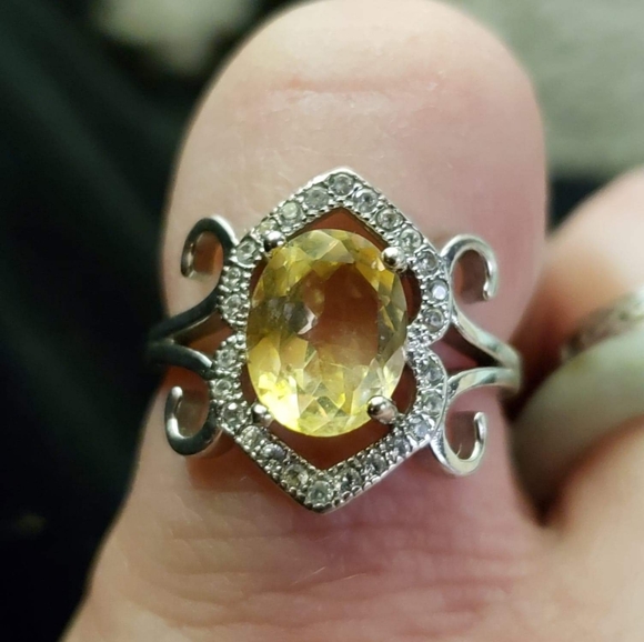 unique Citrine cz ring - Picture 3 of 8